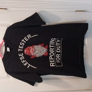 Christmas black t-shirt with gnome XL.